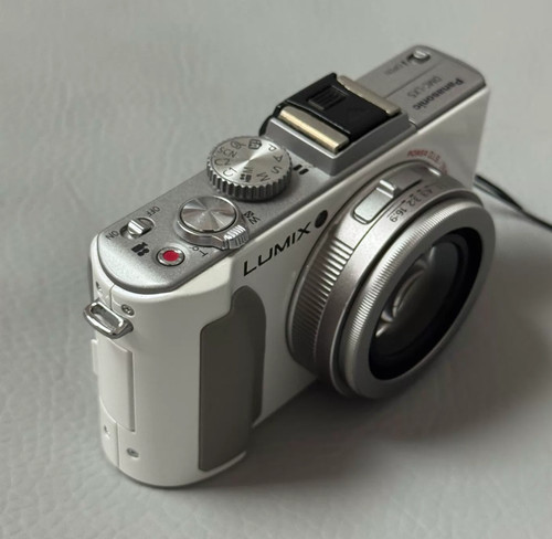Panasonic lumix dmc lx5 1 - panasonic,